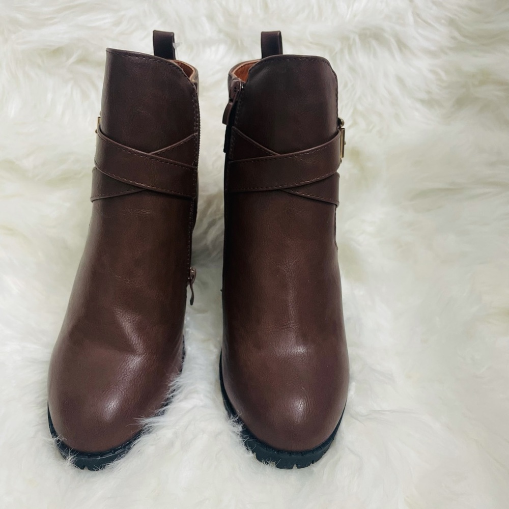 Boots for women, in brown, size 38, thick heel